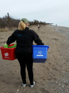 Windsor Ontario Architect cleans beach at Point Pelee National Park in Leamington